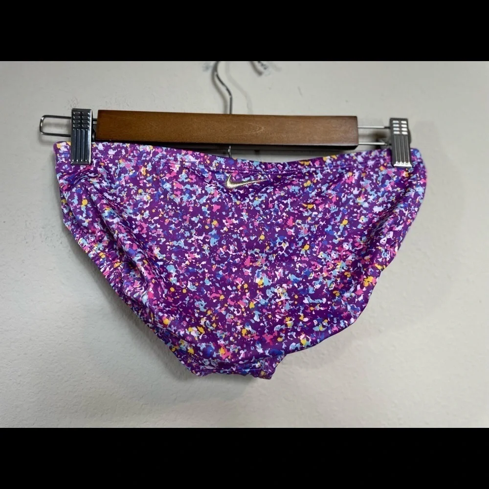 Nike Bikini Bottom Swim Swimming, purple Girls Sz L,‎ NWT